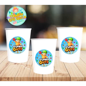 Изображение товара -  Стаканчики “Stumble Guys / Стамбл Гайс“  белый стакан бумажные с круглой наклейкой (поштучно) одноразовые