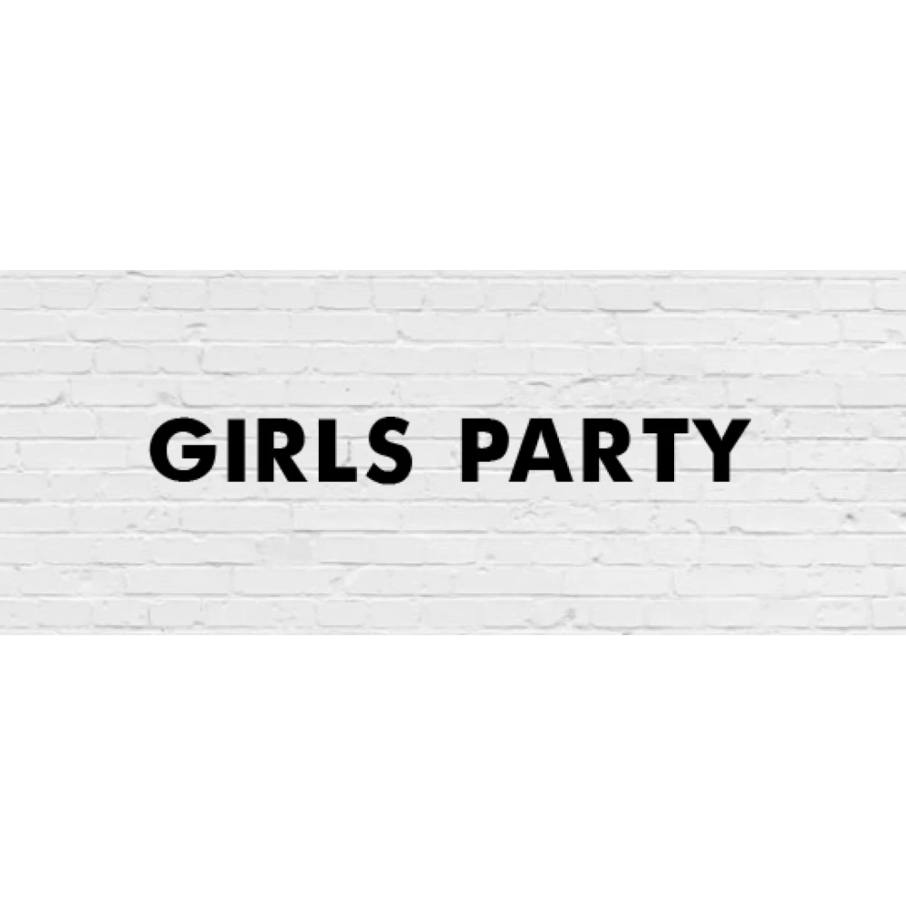Гирлянда фигурная “Girls party“ черный картон