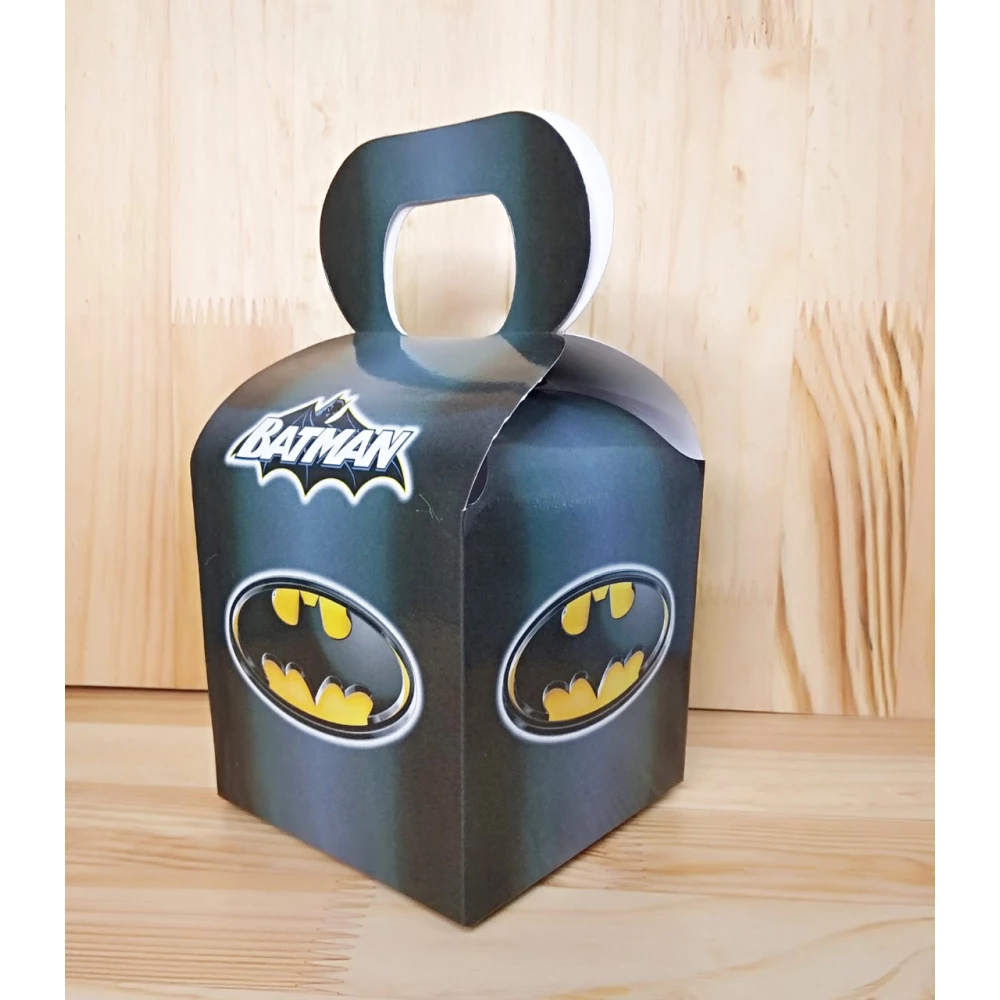 Коробочка “Бетмен“ (чорний) для подарунків і частувань 10х10х10 малотиражні -