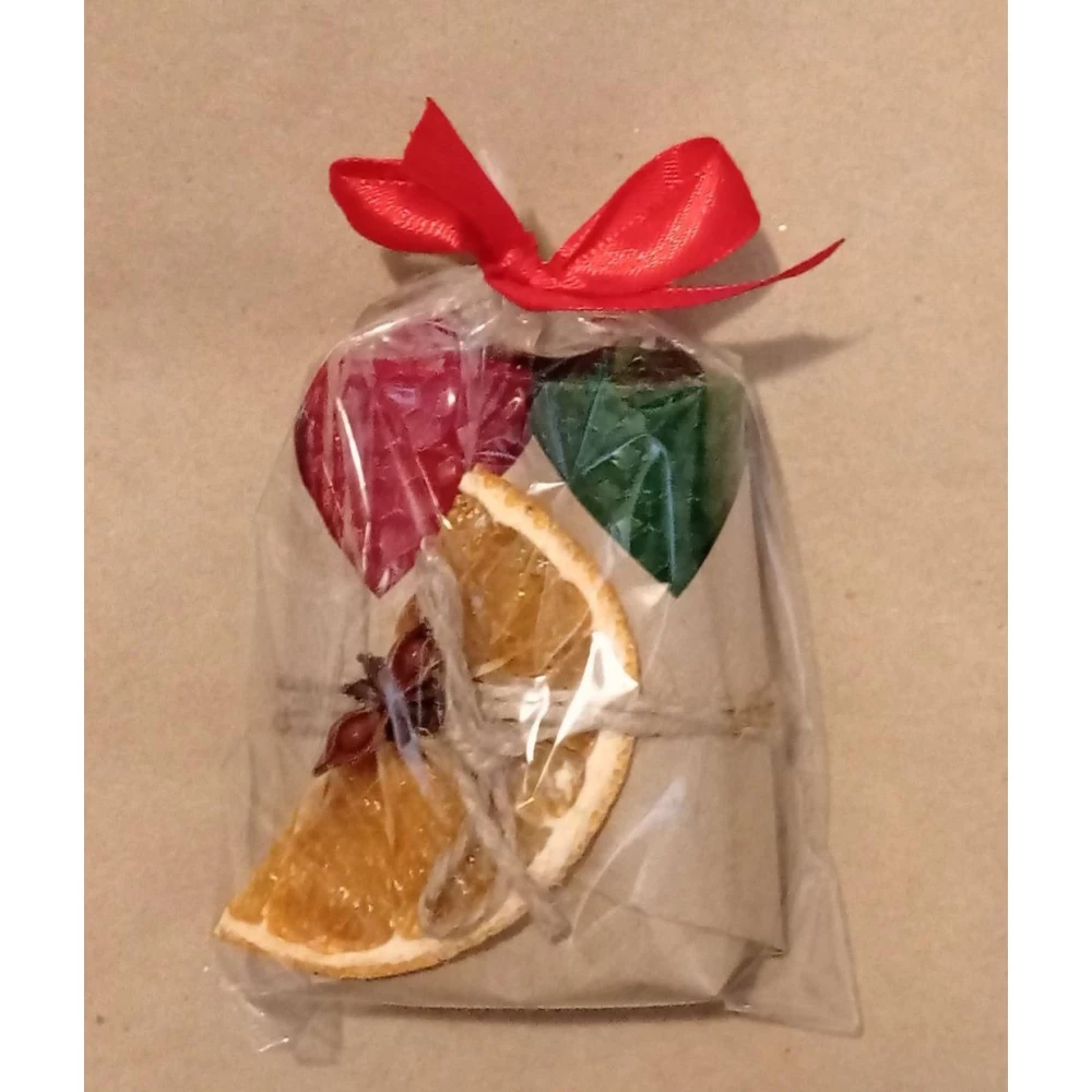 Набор свечей из вощины с декором ( ручная работа) 2 шт (высота 8 см диаметр 3 см) Зеленый красный