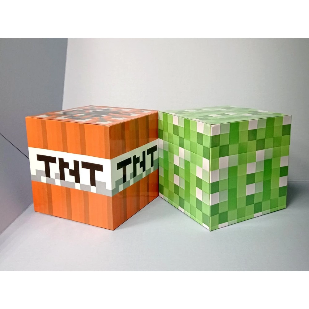 Коробка-куб (box) “Майнкрафт пиксели зеленая“ средняя 20х20см для кенди-бара декор