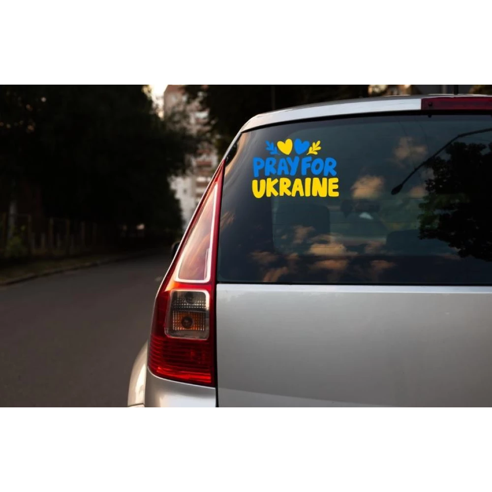 Патриотическая наклейка на авто / машину “Pray for Ukraine / молюсь за Украину“ 25х17 см на стекло /