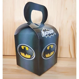 Зображення товара -  Коробочка “Бетмен“ (чорний) для подарунків і частувань 10х10х10 малотиражні -