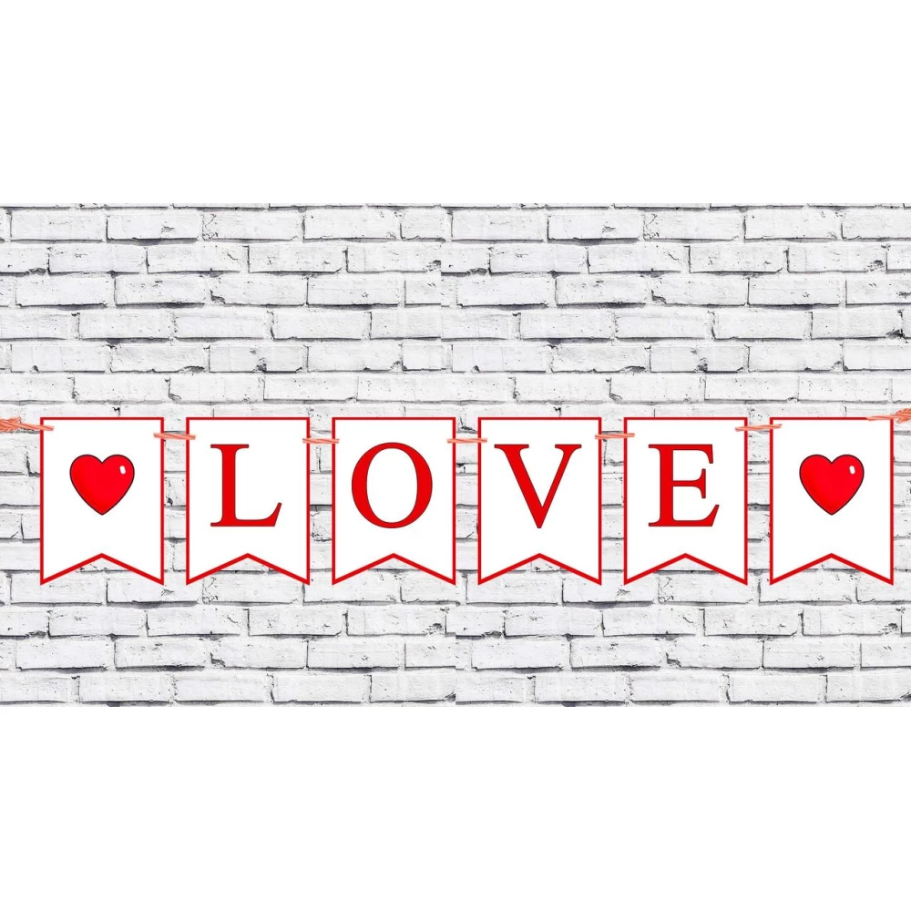 Флажки-гирлянда “Love“ с сердечками бело-красная на День святого Валентина /14 февраля/ день влюбленных 70см