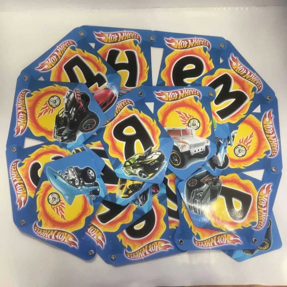 Гірлянда Хот Вілс “С Днем Рожденья“ (Рус) Рідкісні моделі/малотиражні- Російською