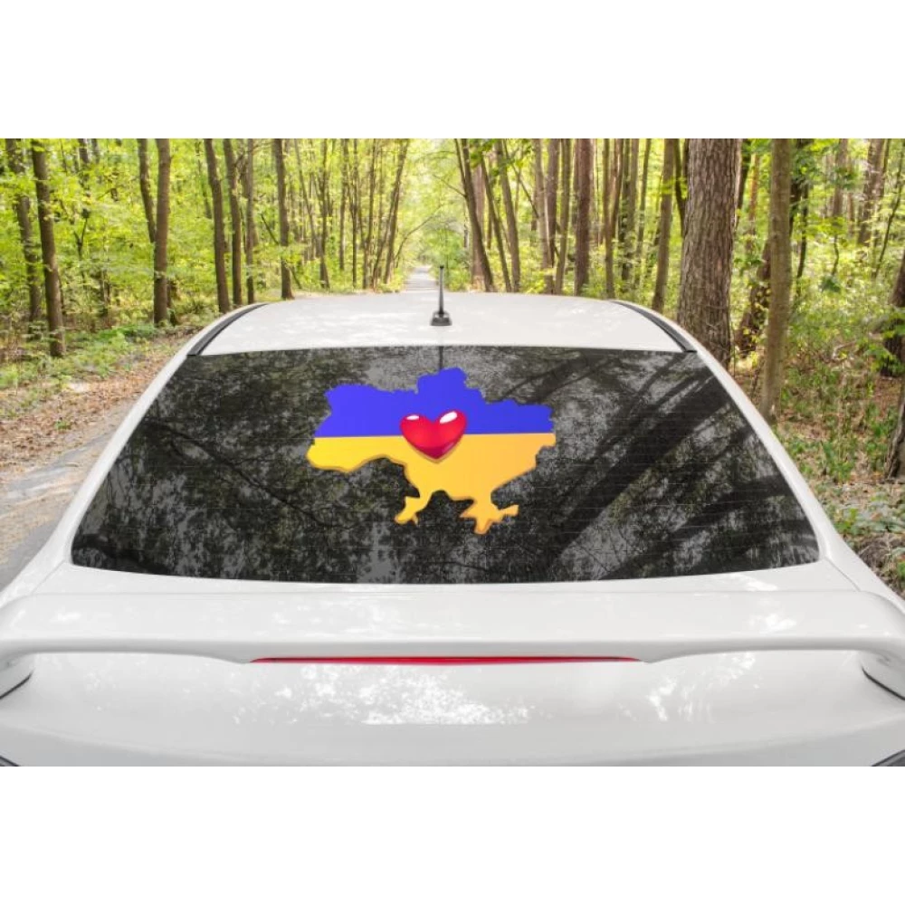 Патриотическая наклейка на авто / машину “Силуэт Украины с сердцем“ 60х40см на стекло / автомобиль / машину