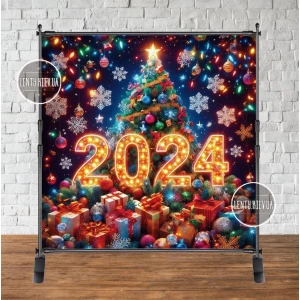Изображение товара - Баннер новогодний “Яркая новогодняя елка 2024“ 2х2м (фотозона) (без каркаса)